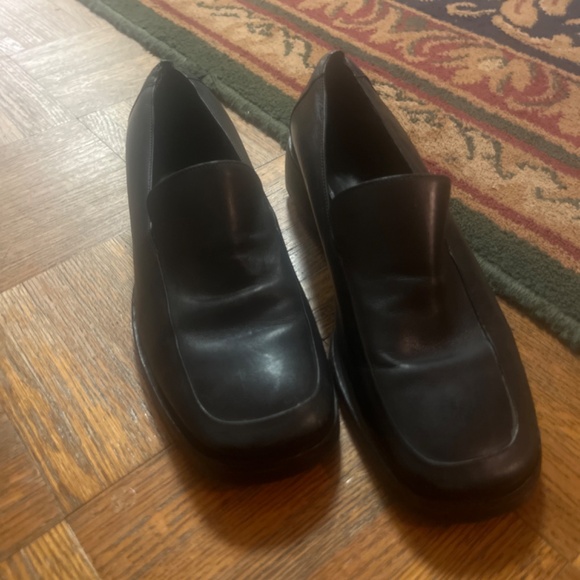 Gucci black loafers  Size : men 7